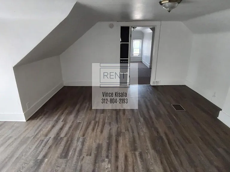 601 E Barker Ave #2 — Photo 3