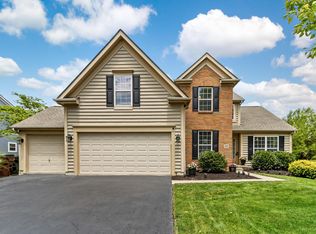 2025 Alum Village Dr, Lewis Center, OH 43035