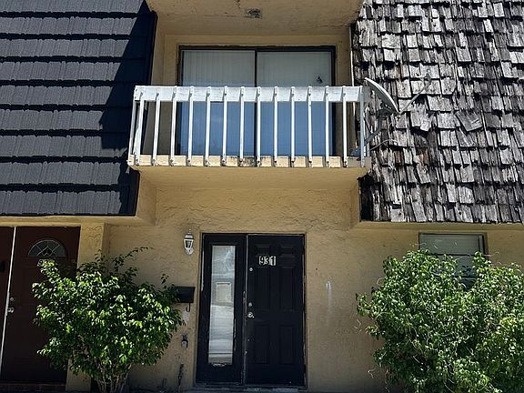 2nd image of 931 SW 20th Ct
