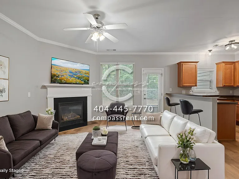 145 Sunset Ln — Photo 3