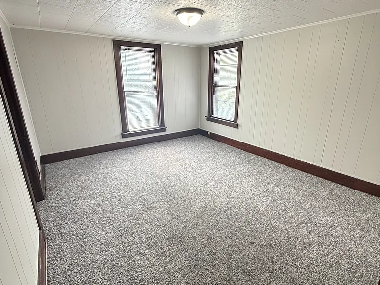 201 W Auburn Ave — Photo 9