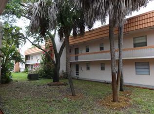 7610 Stirling Rd #203-B, Hollywood, FL 33024