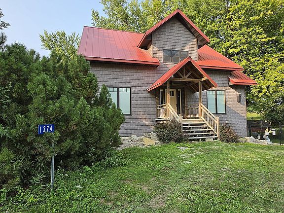 3rd image of 1374 Park Rd