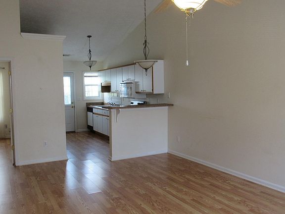 2nd image of 4403 Jasmine Cove Way #4403