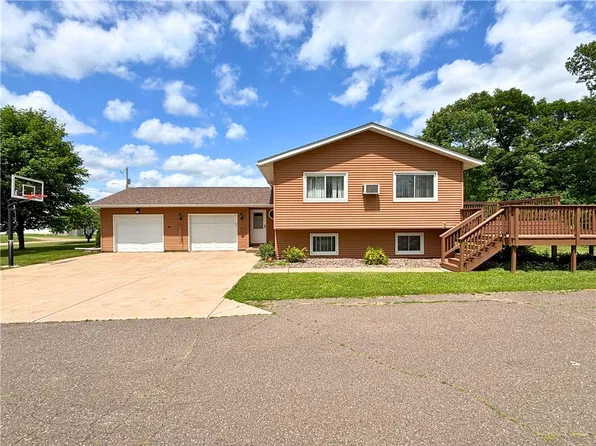 1415 N Wisconsin Avenue, Rice Lake, WI 54868