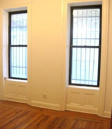 2nd image of 175 Claremont Ave