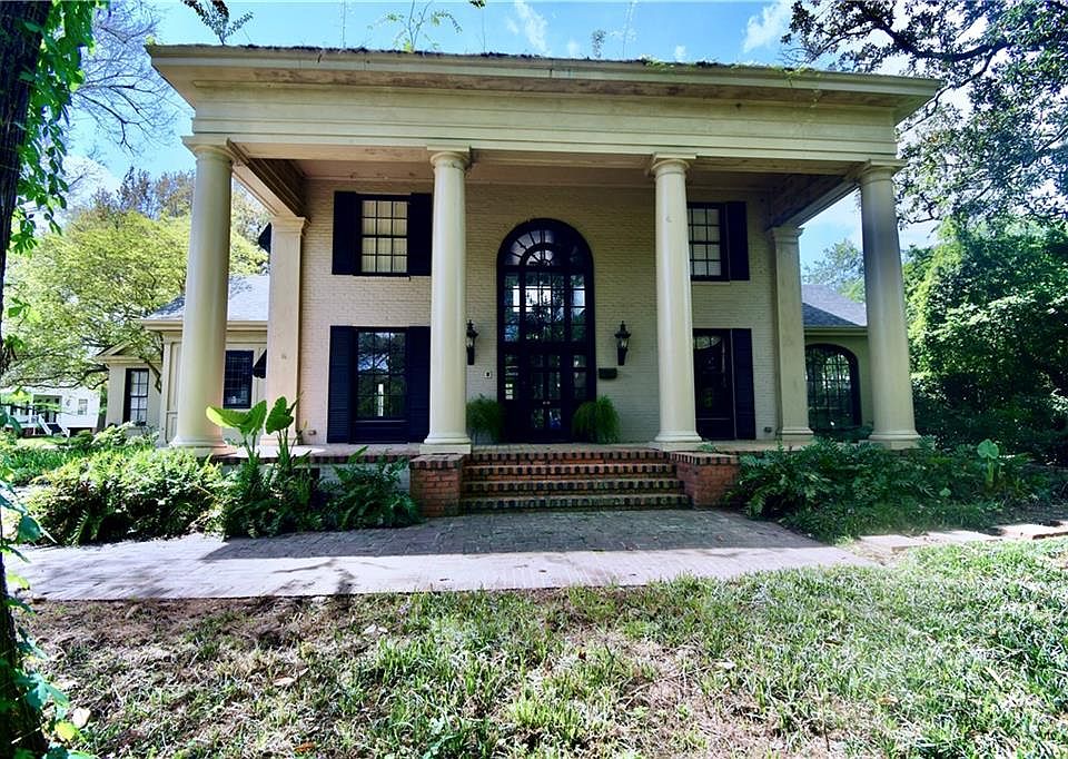 1st image of 2710 Georges Ln