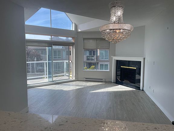 3rd image of 8651 Ackroyd Rd #315