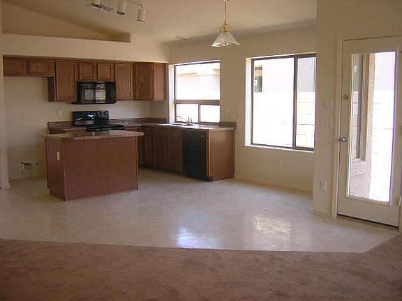 2nd image of 677 E Daniella Avenue
