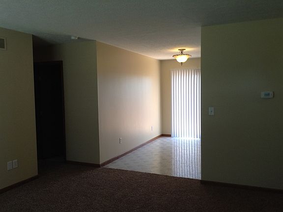 3rd image of 7023 Beagle Ct