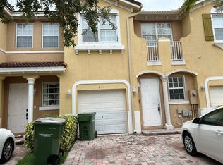 2117 NE 3rd Ct, Homestead, FL 33033