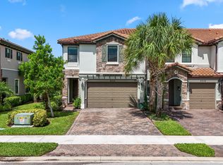 5310 Santa Maria Ave, Boynton Beach, FL 33436