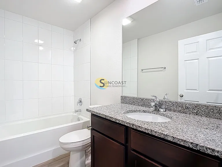 9235 Tacoma Ave — Photo 12