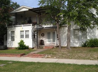 702 N 2nd St APT C, Lufkin, TX 75901