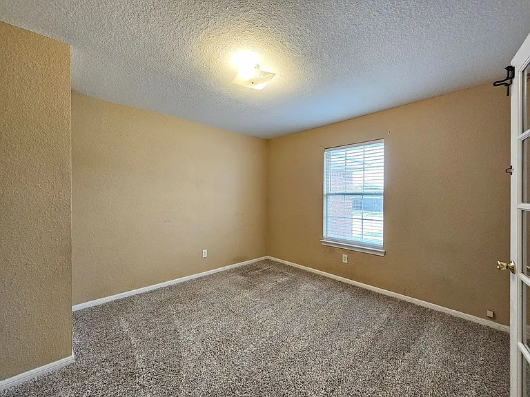 4609 Telluride Dr — Photo 21