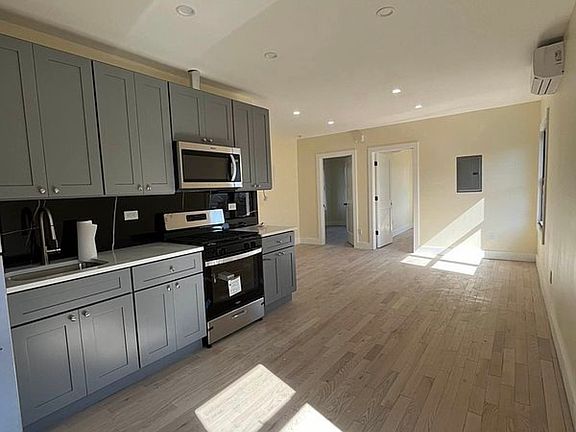 2nd image of 7 Olympia Blvd Floor 3
