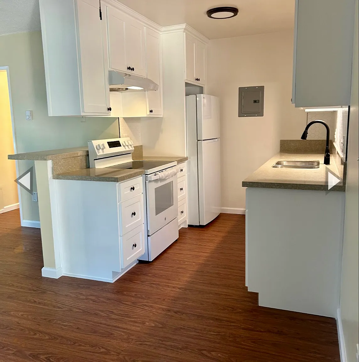 2 bed, 1.5 bath, 1000 sqft, $2,650 — Photo 2