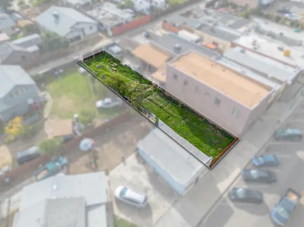 530 Fresno St, Parlier, CA 93648