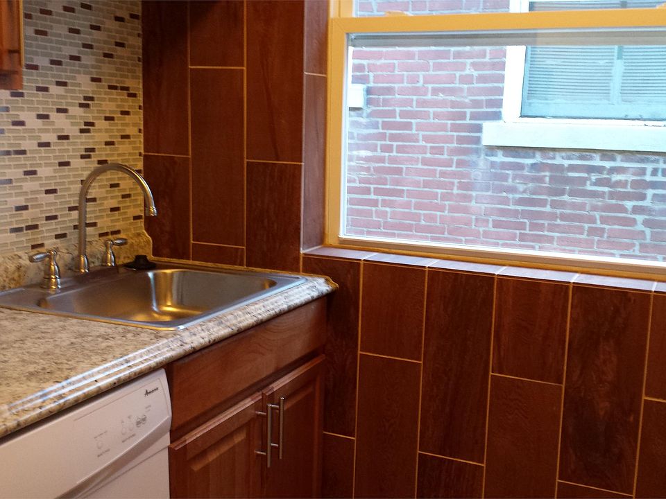 1st image of 5012A Chippewa St