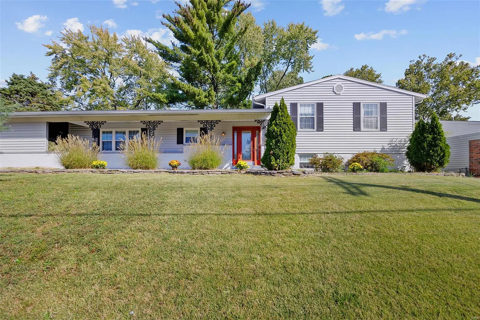 10843 Midland Blvd photo 1