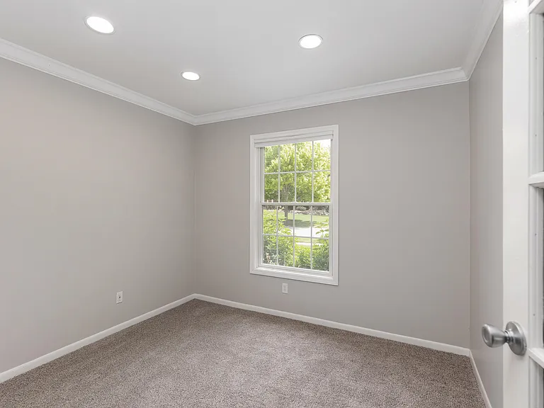 9025 Muirland Dr — Photo 11