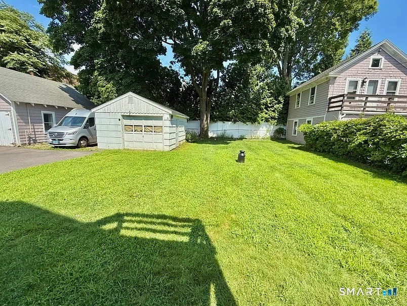 1 bed, 1.0 bath, 762 sqft, $1,650 — Photo 2