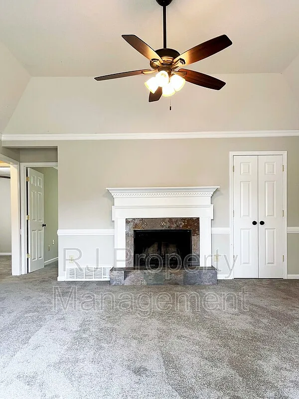 3 bed, 2.0 bath, 1748 sqft, $1,850 — Photo 3