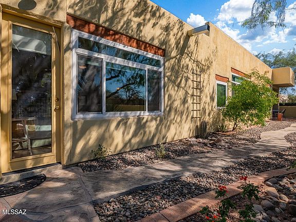 3rd image of 3765 N Creek Side Pl