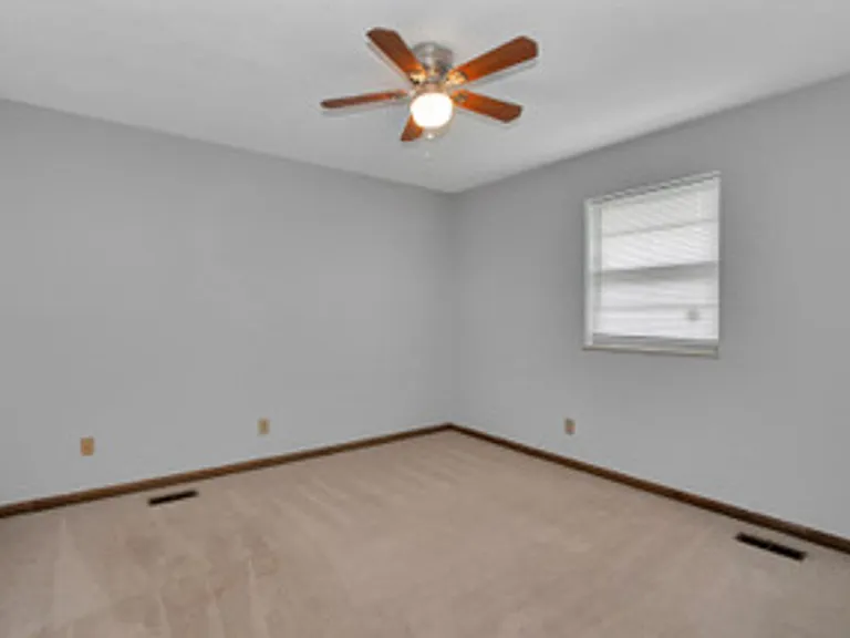 504 Harrow Rd — Photo 14