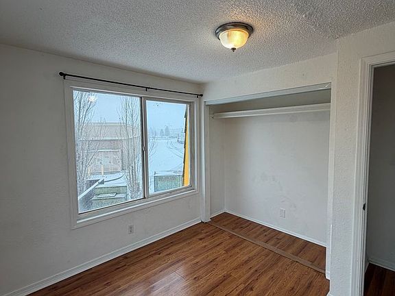 4th image of 2124 Arthur St APT 16