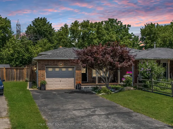 84 Sandra Cres, Grimsby, ON L3M 4Y7
