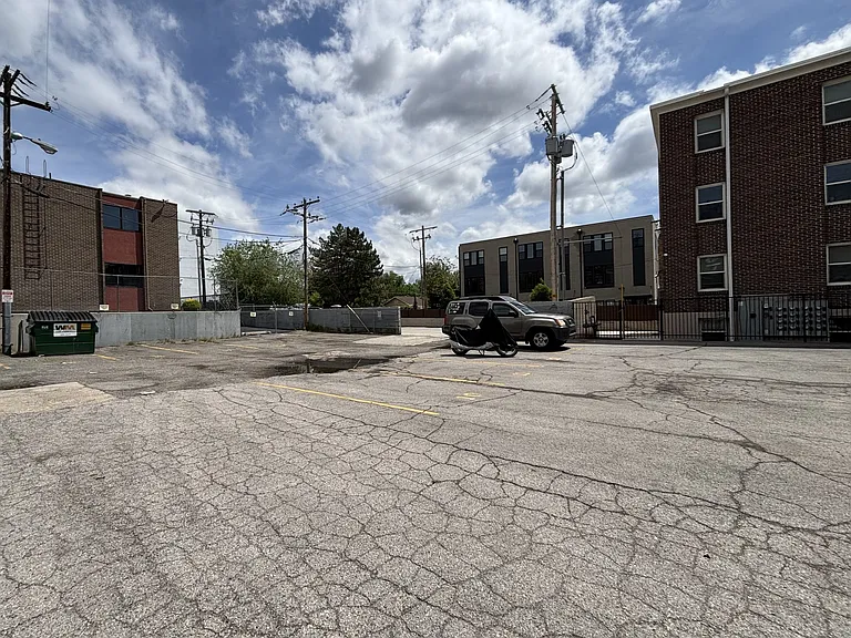 512-514 E 500 S — Photo 15