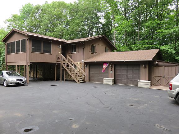 2nd image of 86 Mountain Glen Dr