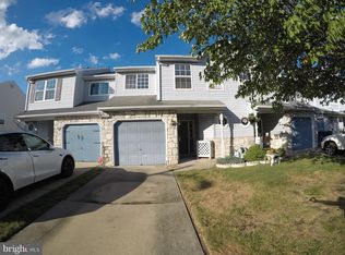 12 Theo Ct, Burlington, NJ 08016