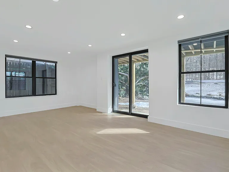 229 Piermont Ave — Photo 9