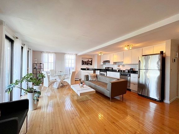 5th image of 52-54 Russell St #2B
