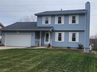 5025 Kimberly Dr, Pleasant Hill, IA 50327
