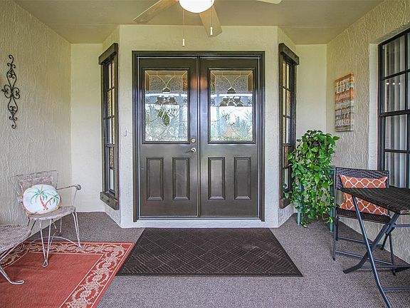 3rd image of 3484 Woodridge Ln