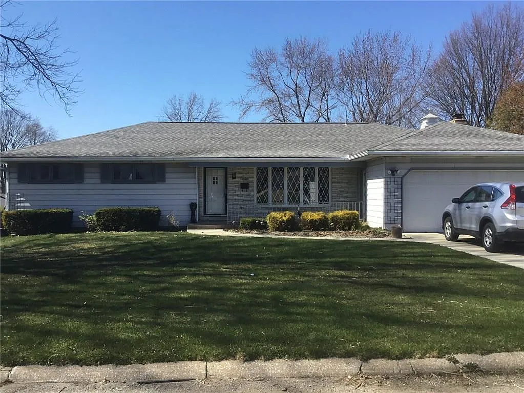 2628 Vandalia Ave photo 1