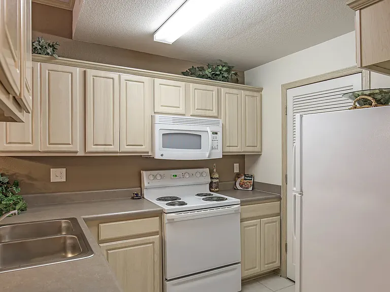 City Homes at Fall Creek — Photo 20