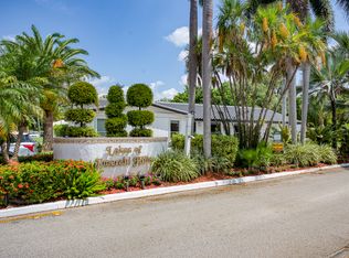 3291 N 37th St, Hollywood, FL 33021