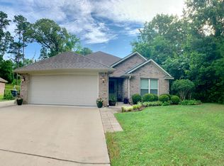 1701 Tanglewood Cir, Nacogdoches, TX 75961
