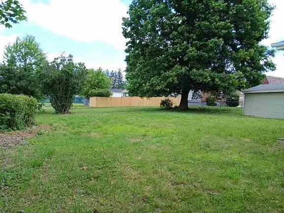 4th image of 710 Jefferson Ave