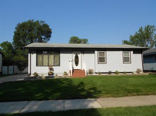 8136 Johnston St, Highland, IN 46322