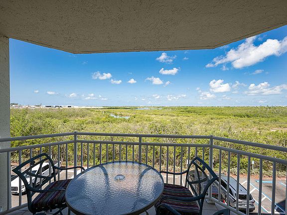 3rd image of 3625 Seaside Dr #25-306