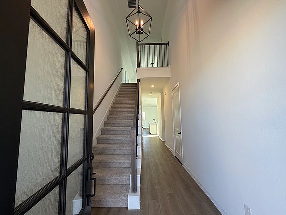 23611 Cinnamon Tree Lane Interior Image 4