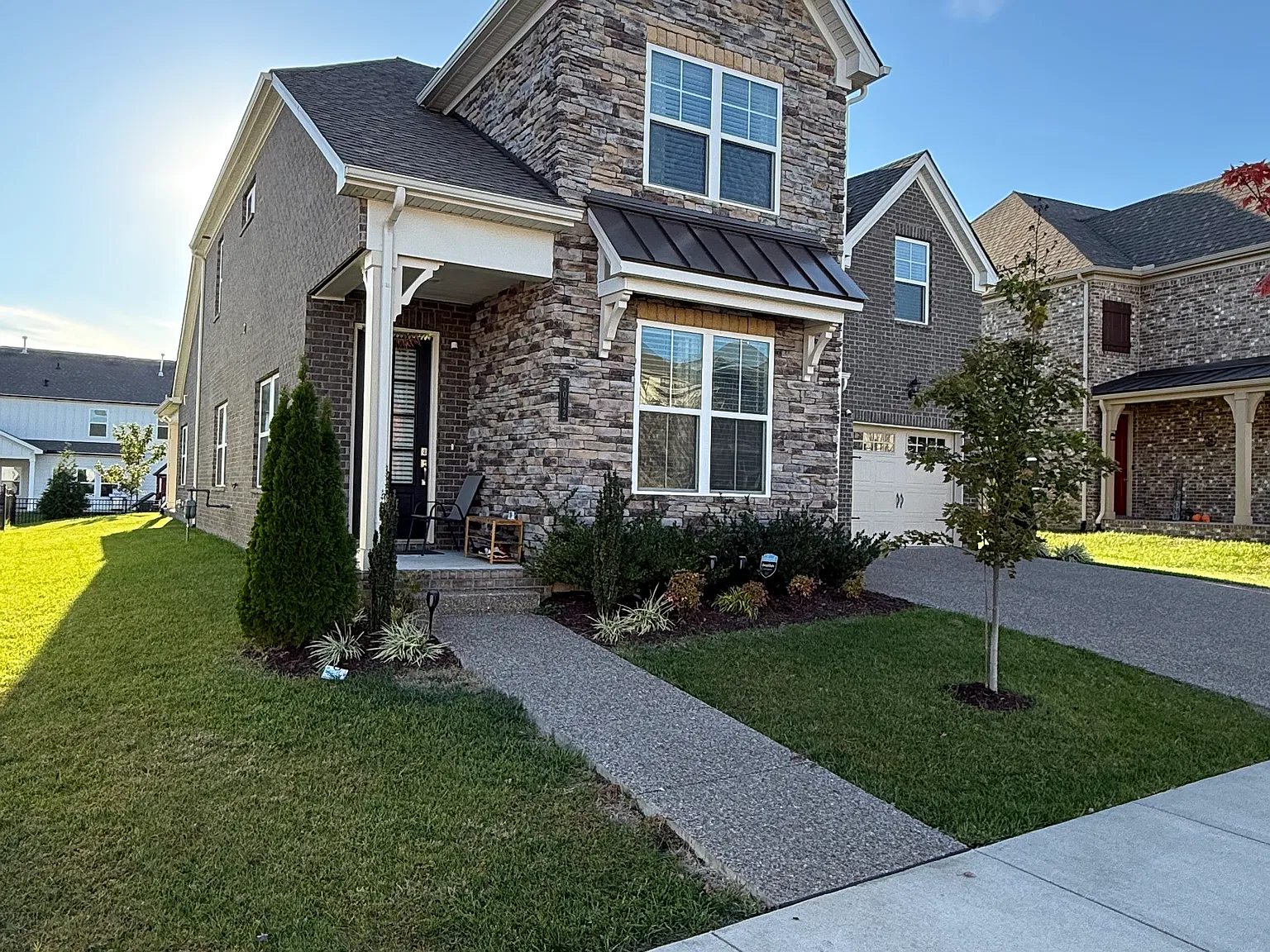5 bed, 3406 sqft, $4,700 — Photo 4