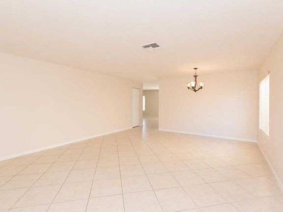 4th image of 2092 SW Marblehead Way