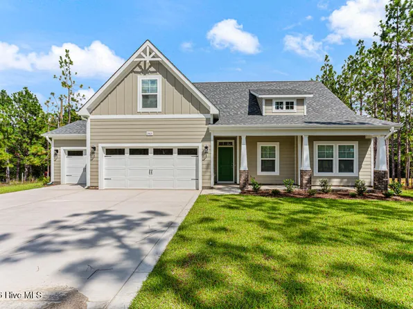 2403 Murdocksville Road, West End, NC 27376