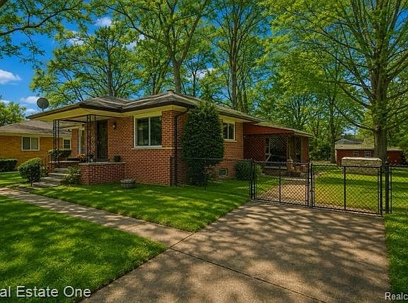 2nd image of 23835 Audrey Ave